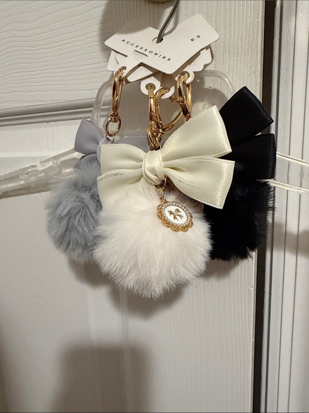 Bow Bag Charm with Bow Pendant - Picture 4 of 6